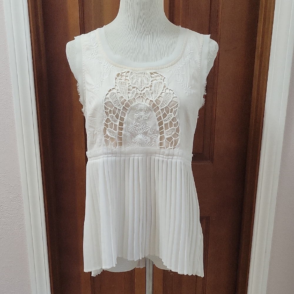 American Eagle Outfitters White Lace Blouse